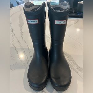 Girls size 3 (big girls) Hunter boots